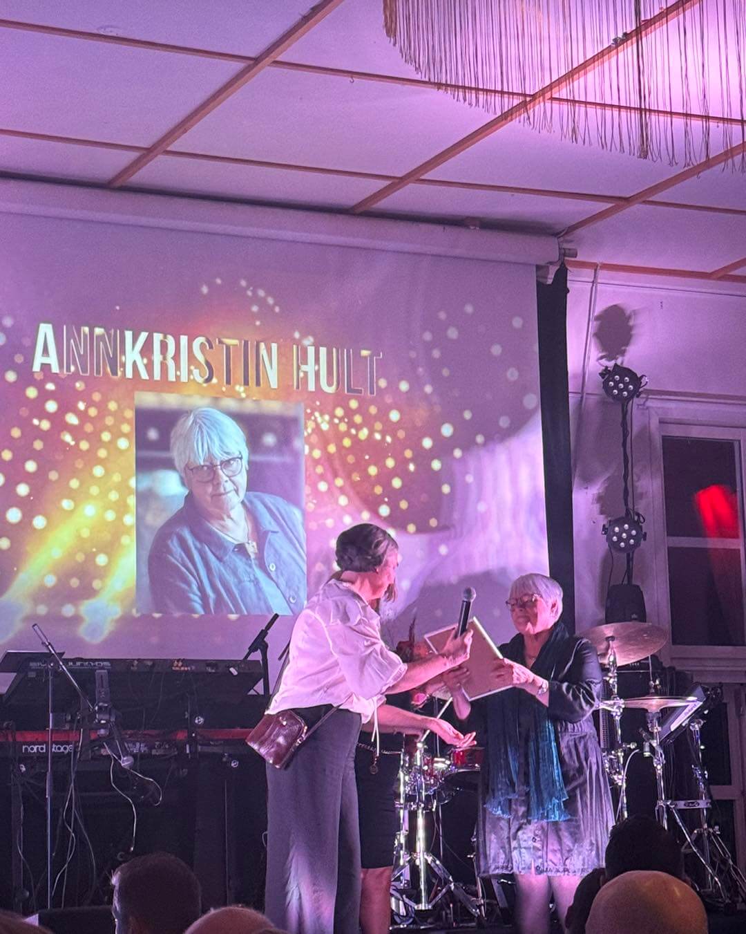 Årets Freija Annkristin Hult grattas på Företagsgalan 2024